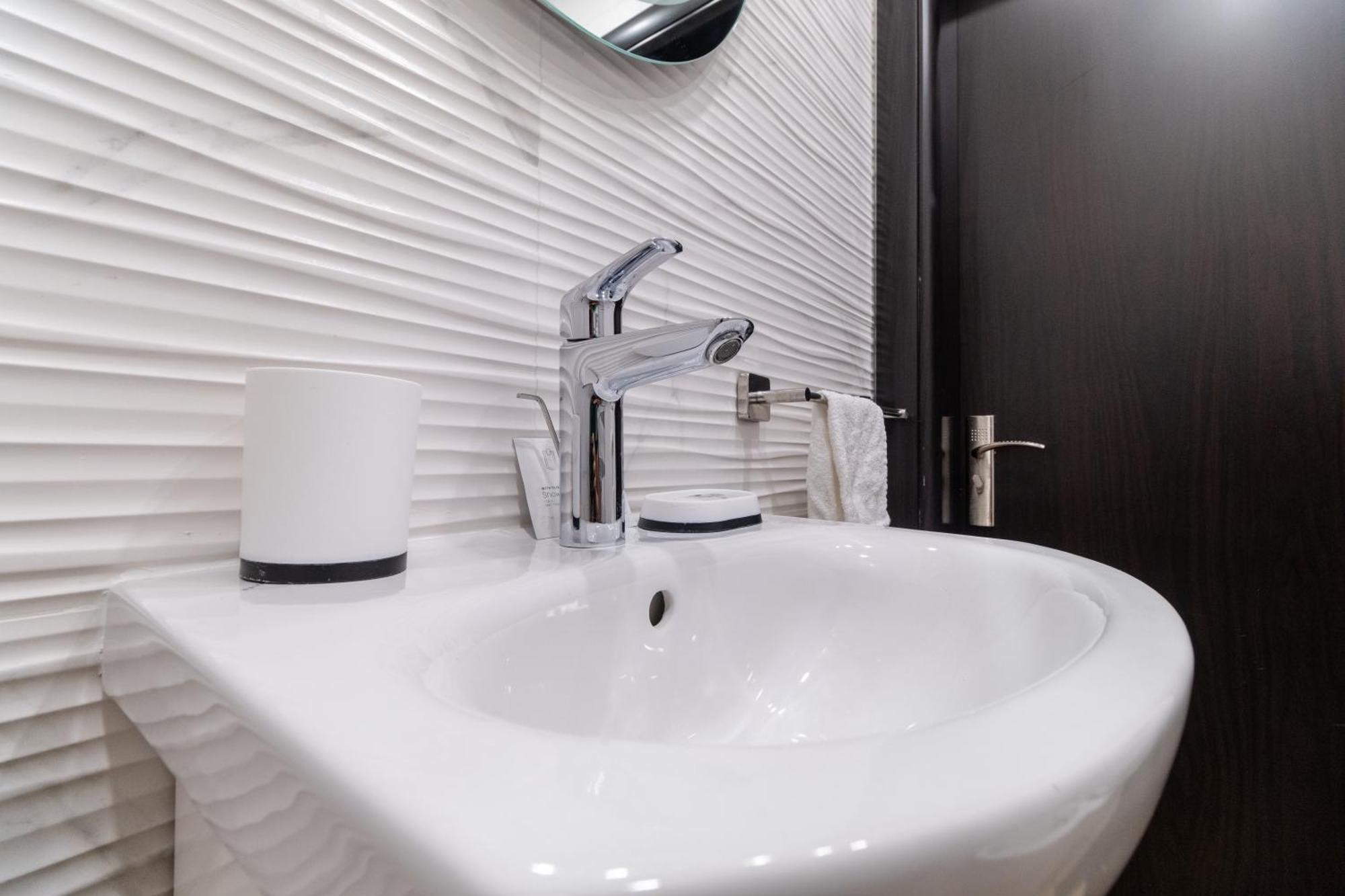 1-Bedroom Apartment With Free Private Parking Plovdiv Esterno foto